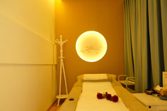 杭州萧山日式指压的寂静美学：在按压中听见雪落的声音